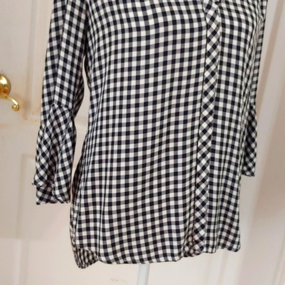 Black & White Check Split Neck Bell Sleeve Blouse. Size L - Picture 3 of 13